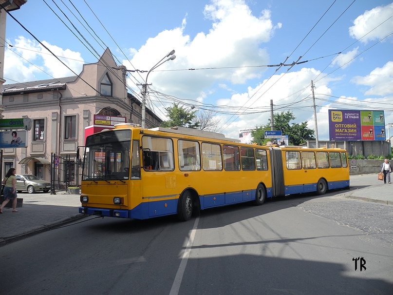 Чотири тролейбуси, які працювали у Чехії, купив Тернопіль