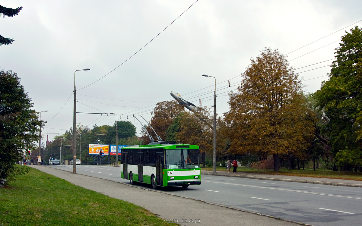 Тролейбус №137 після капремонту готовий вийти на лінію