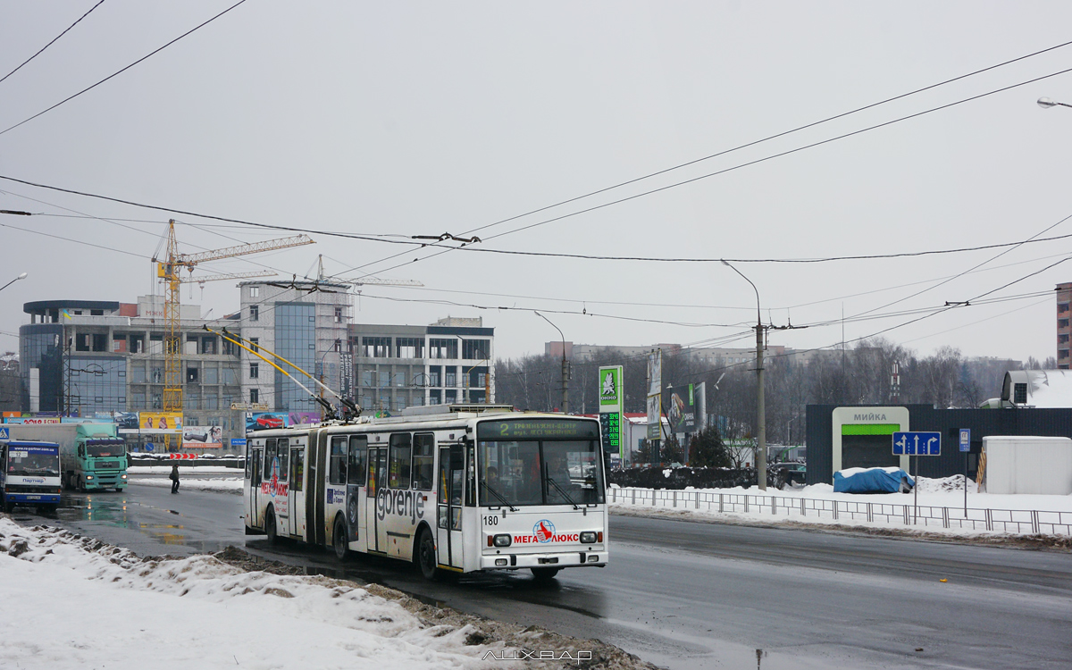 Добровольці та правоохоронці їздитимуть у громадському транспорті Тернополя безкоштовно
