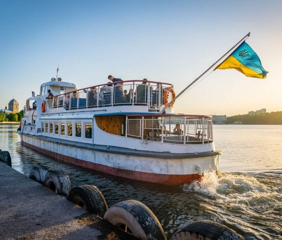 З 1 травня змінились тарифи на водні прогулянки З 1 травня змінились тарифи на водні прогулянки